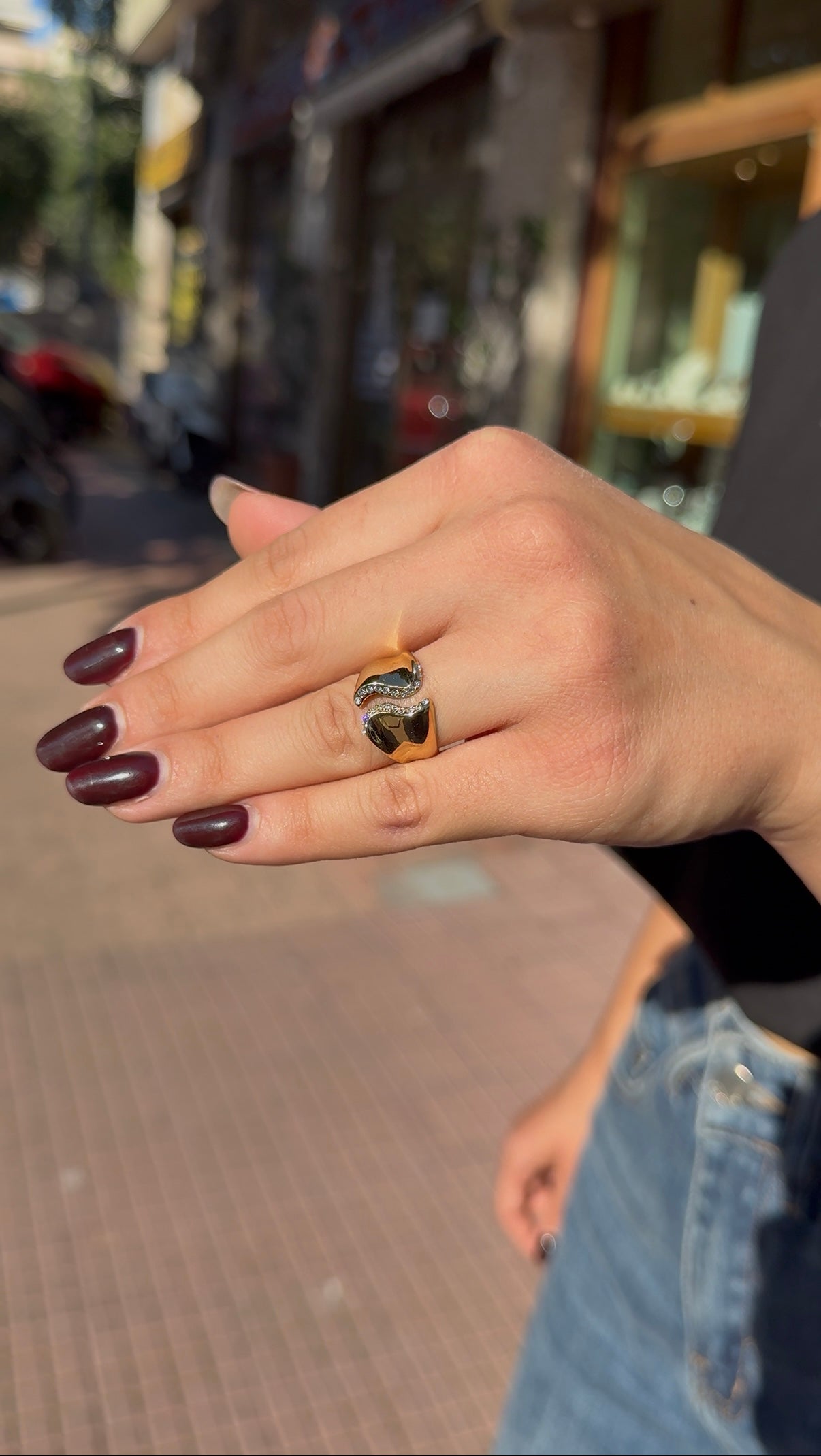 Anello “Golden wave”